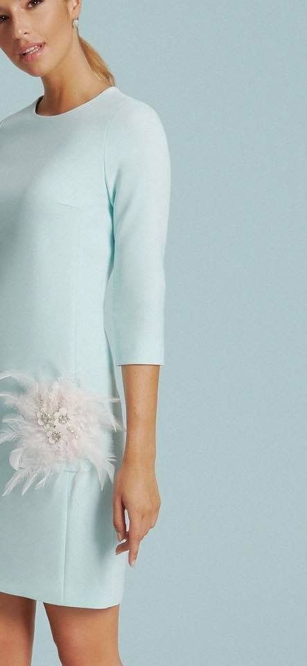 Vestido corto plumas ANMARGO