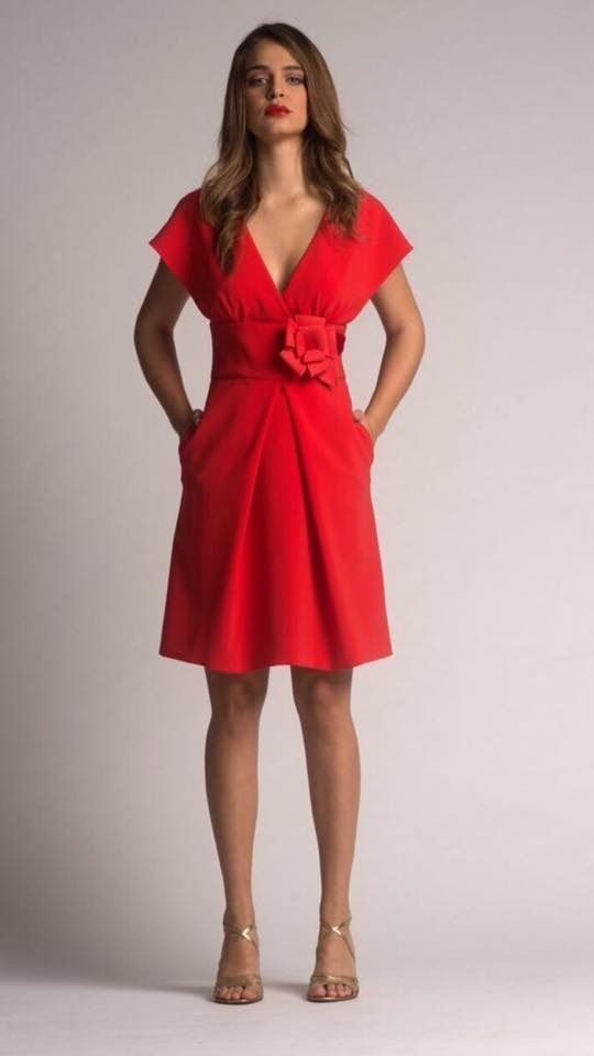 Vestido detalle flor MOSKADA