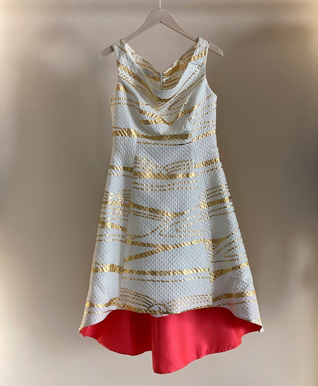 Vestido estampados dorados MOSKADA