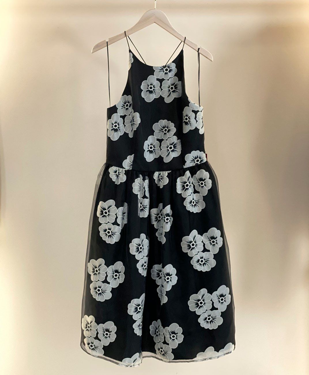 Conjunto vestido y chaqueta MOSKADA