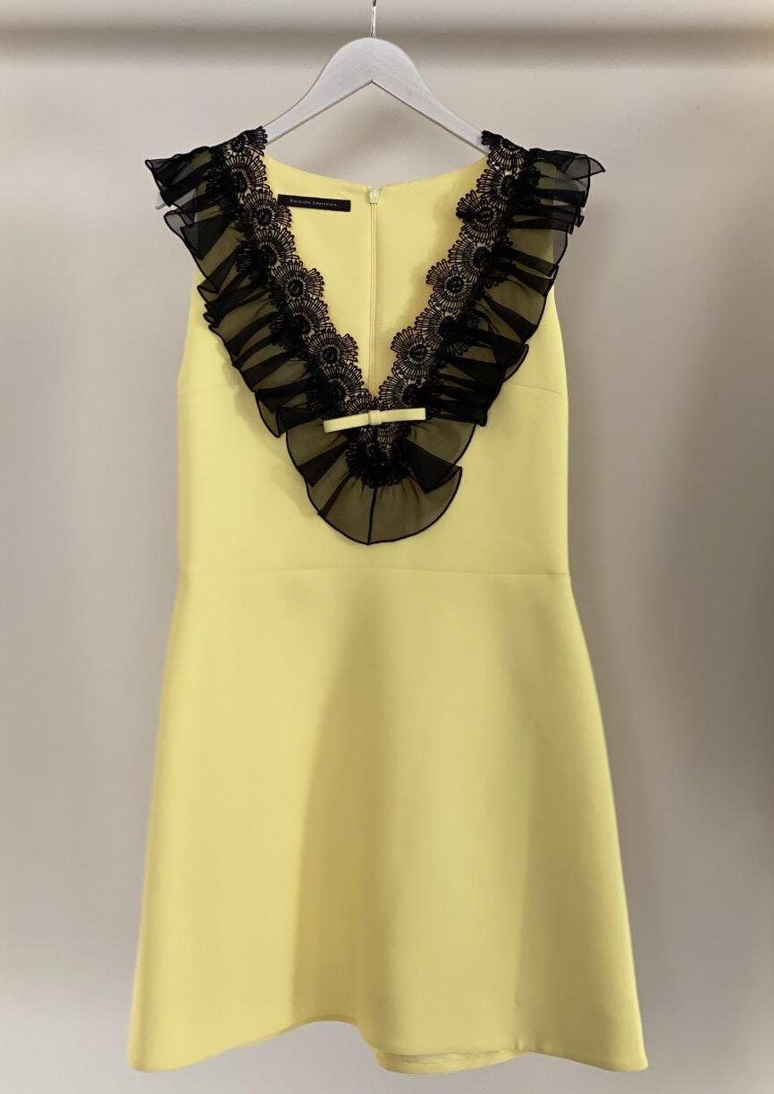 Vestido acampanado MOSKADA