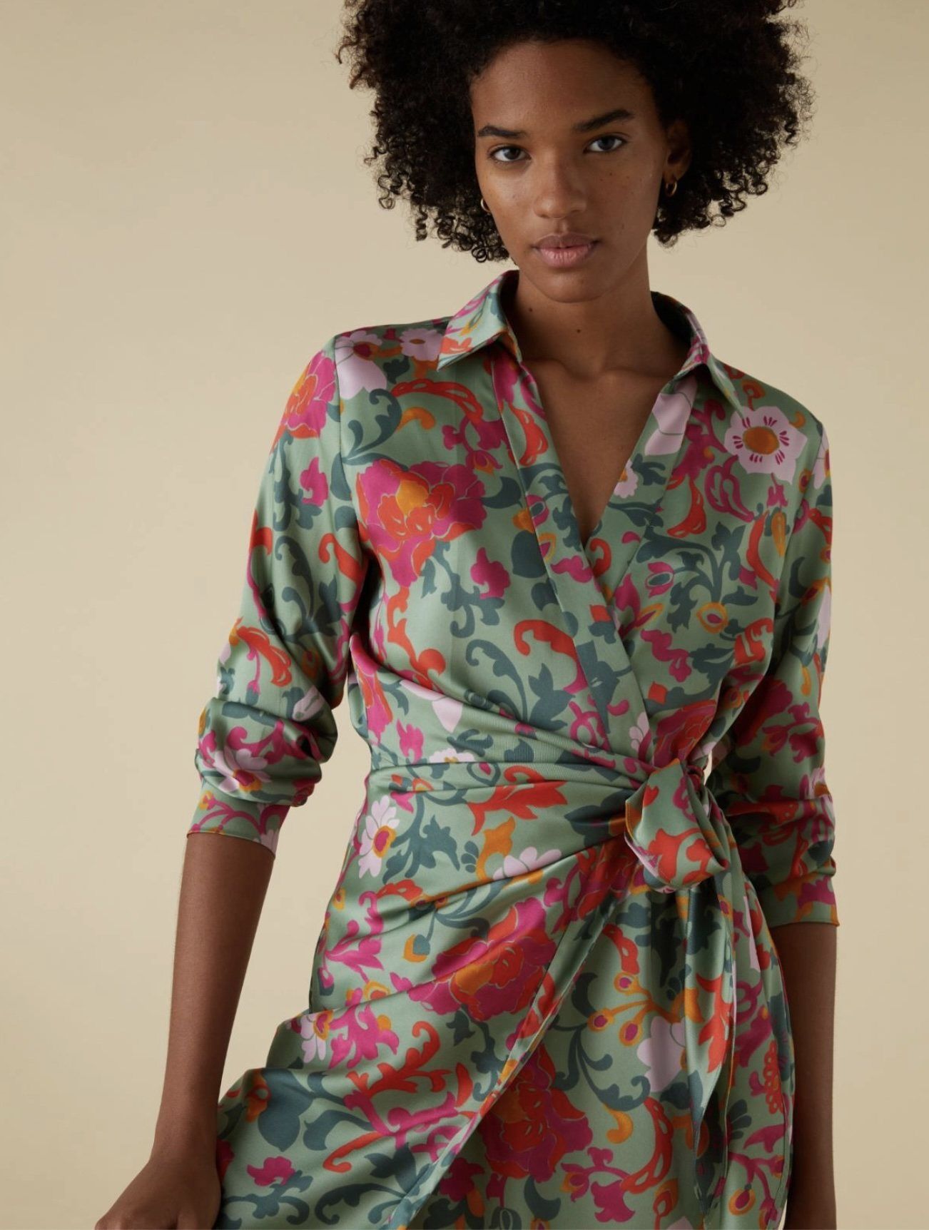 Vestido floral cruzado EMME MARELLA
