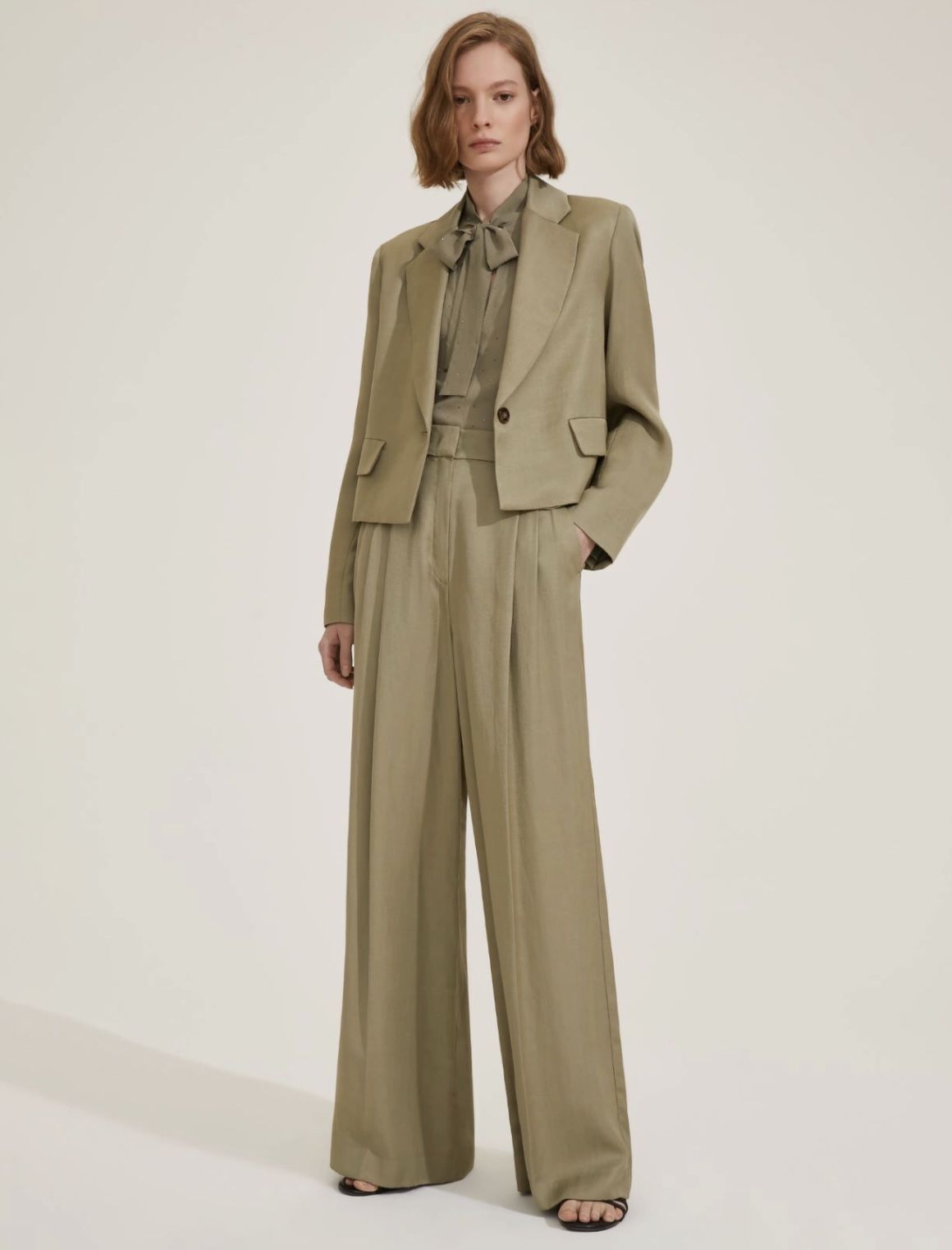 Pantalón de lino y viscosa caqui EMME MARELLA