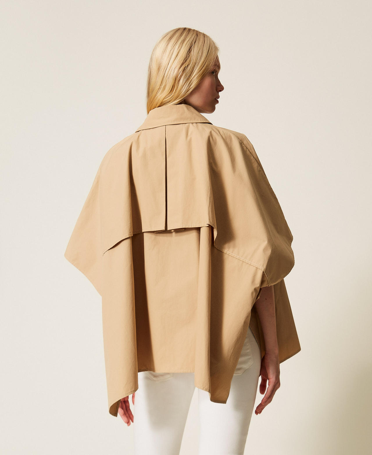 Gabardina estilo poncho TWINSET - Imagen 3