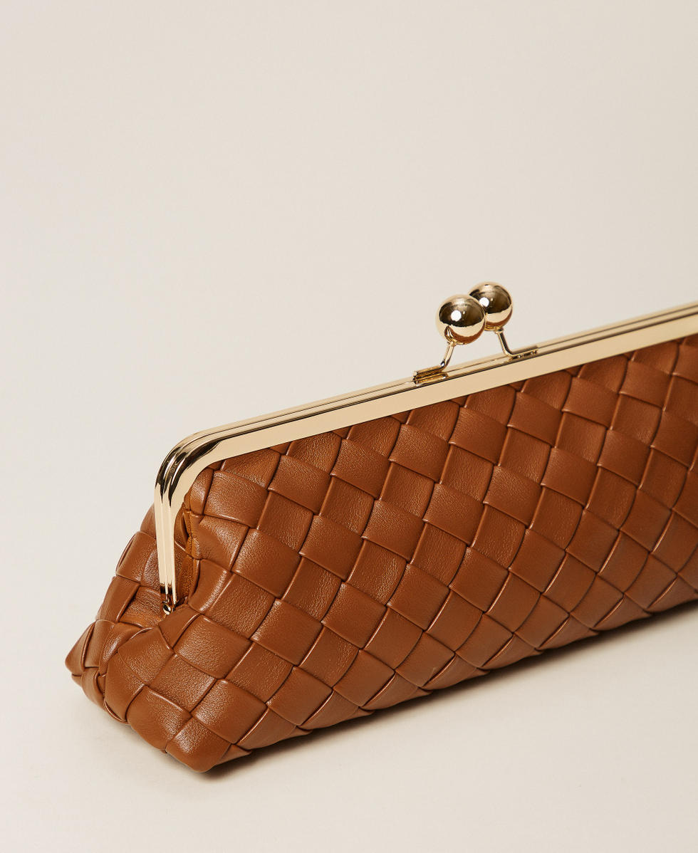 Bolso clutch trenzado a mano TWINSET - Imagen 9