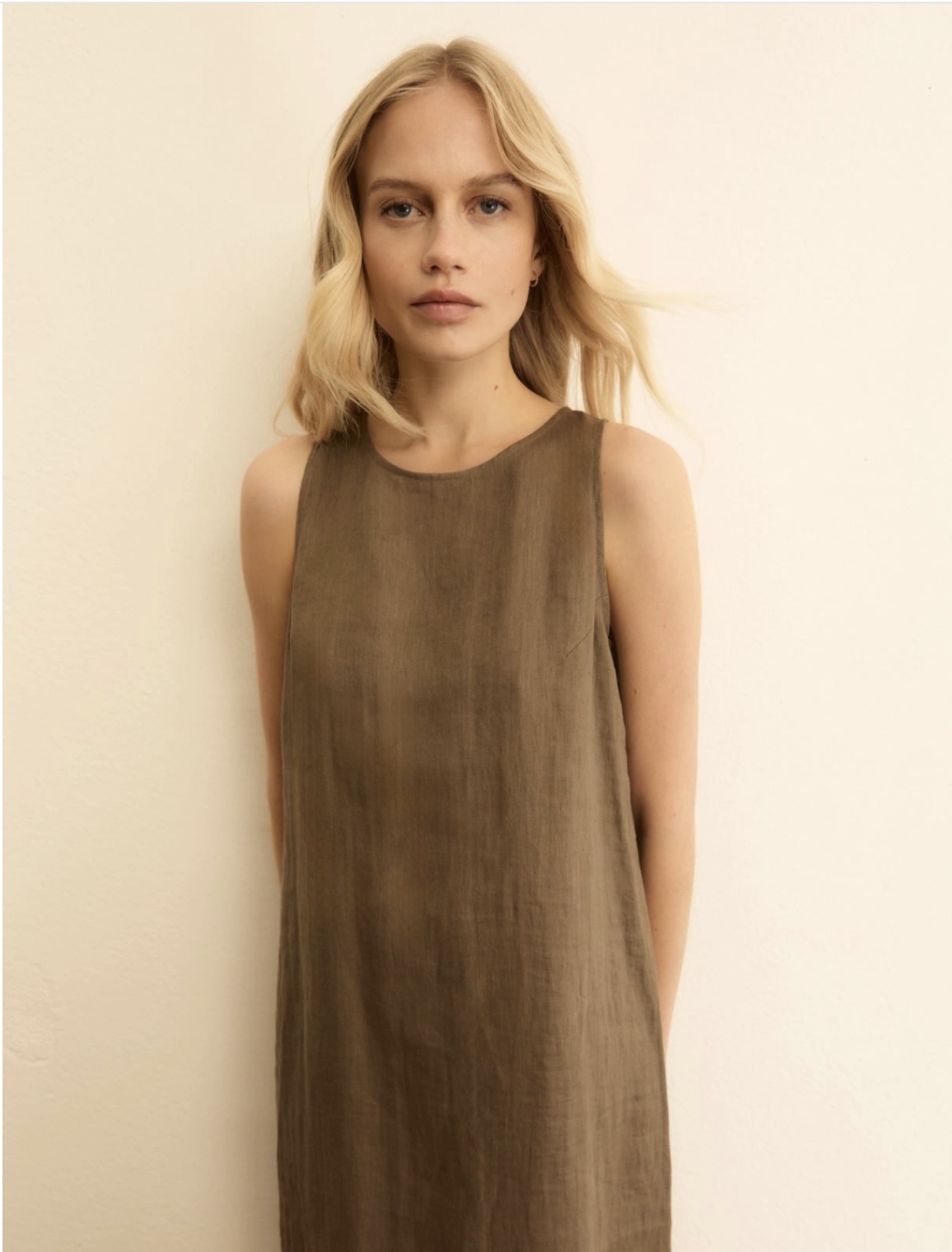 Vestido recto de lona de lino EMME MARELLA - Imagen 3