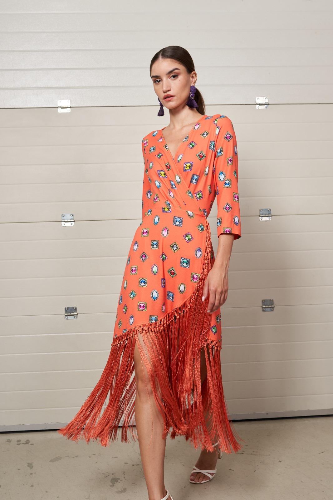 Vestido coral estampado con flecos MOSKADA