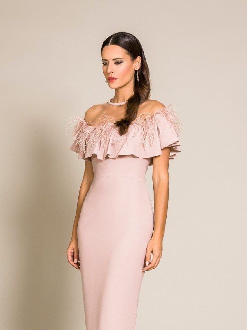 Vestido largo escote plumas ANMARGO
